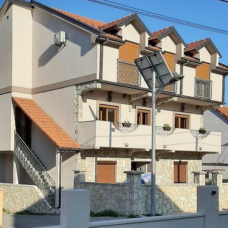 Apartmani Mia Vuksanovic Cetinje Eksteriør billede