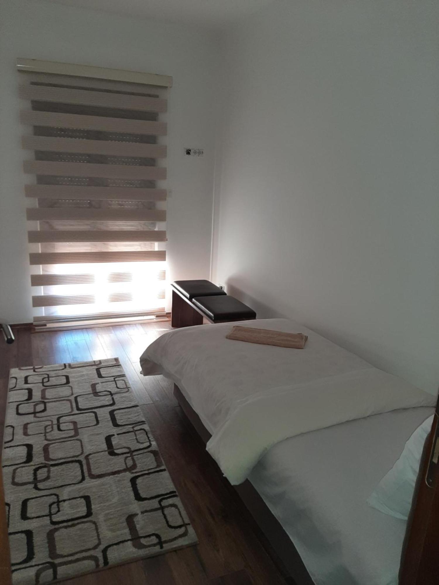 Apartmani Mia Vuksanovic Cetinje Værelse billede