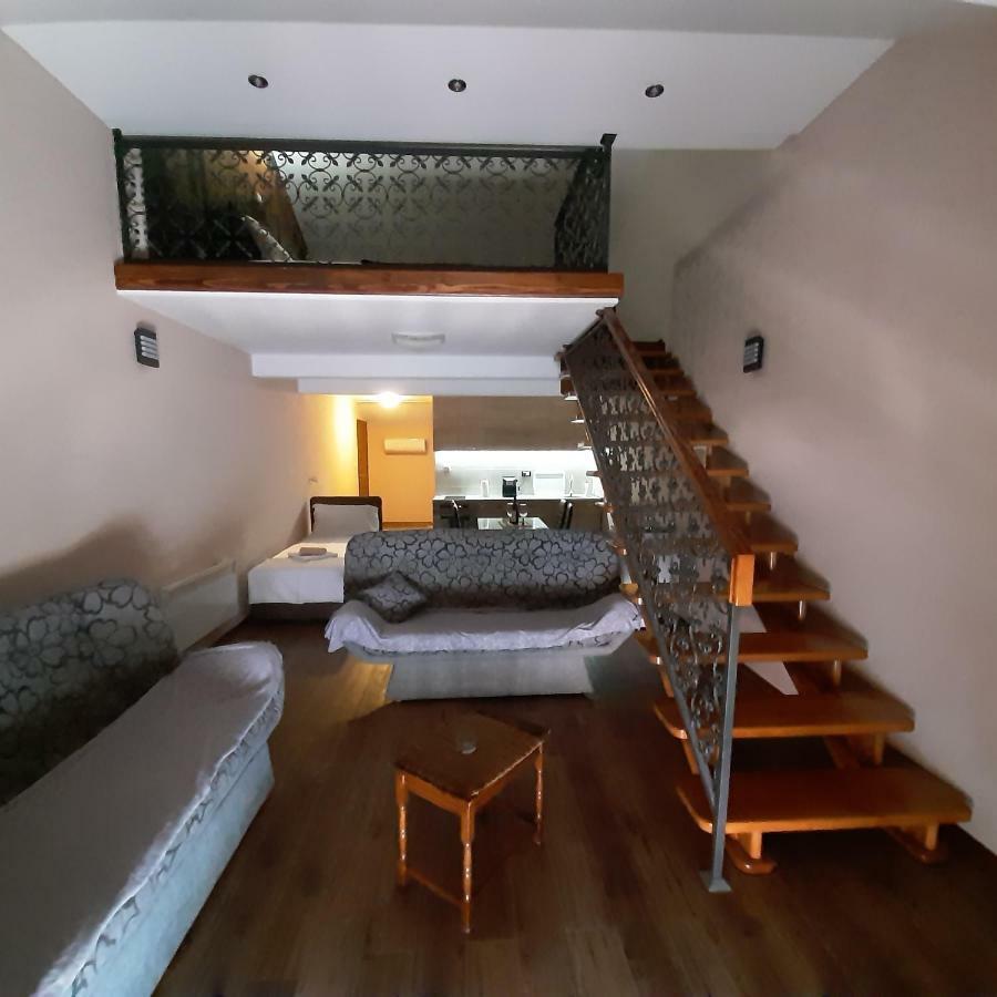Apartmani Mia Vuksanovic Cetinje Eksteriør billede
